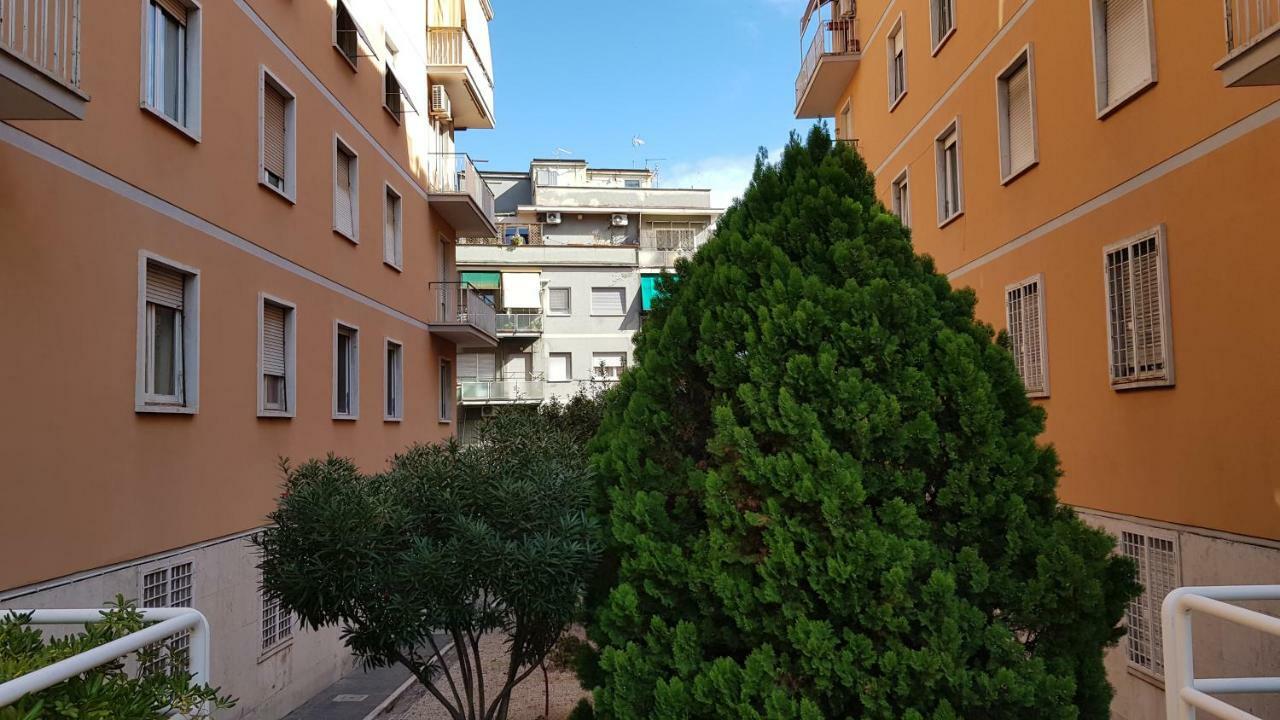 Bed&Bookofrome Apartment Екстериор снимка